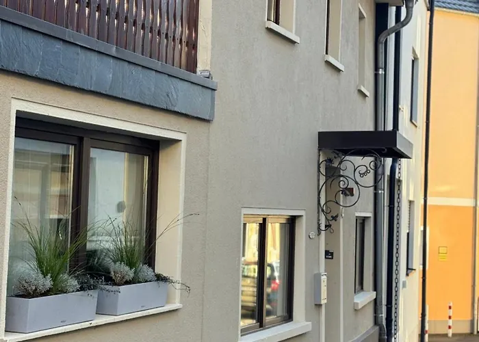 Eifelquartier L9 펜션 *